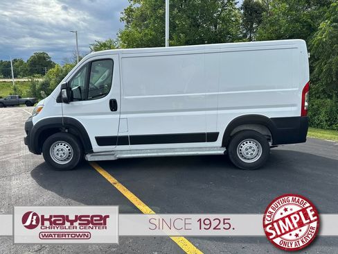 Used 2025 RAM ProMaster 2500 w/ U-Haul Equipment Group FWD image 2