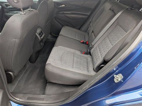 Used 2022 Chevrolet Equinox LT image 25