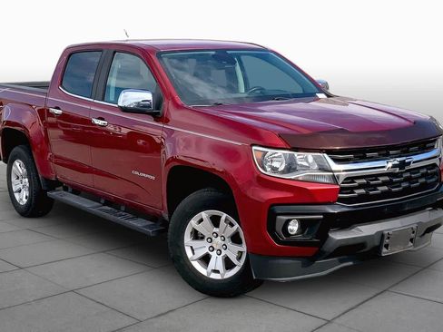 Used 2021 Chevrolet Colorado LT w/ Safety Package RWD image 3