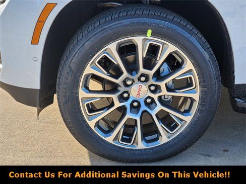 New 2026 GMC Yukon Denali w/ LPO, Floor Liner Package image 7