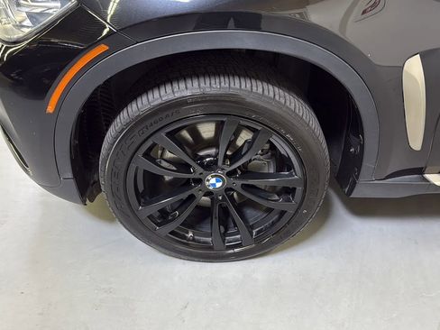 Used 2016 BMW X6 xDrive50i AWD/4WD image 26