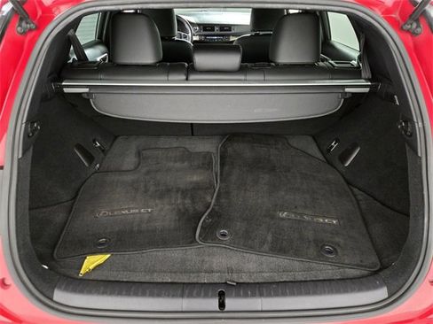 Used 2015 Lexus CT 200h image 19