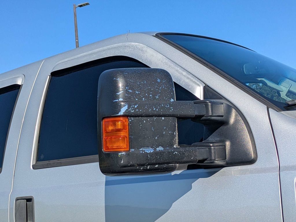 Used 2010 Ford F250 XL AWD/4WD image 11
