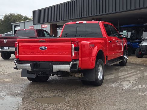 Used 2023 Ford F350 Lariat w/ Chrome Package image 8