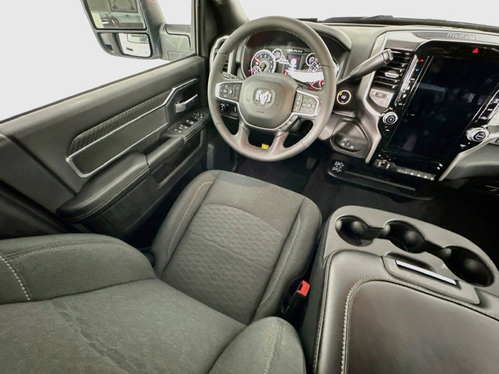 Used 2026 RAM 2500 Big Horn AWD/4WD image 9