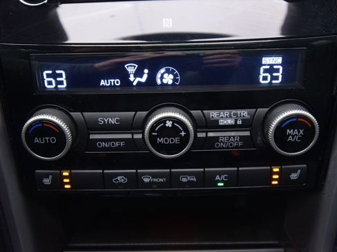 Used 2021 Subaru Ascent Limited w/ Technology Package image 35