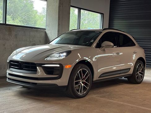 Used 2023 Porsche Macan S AWD/4WD image 1