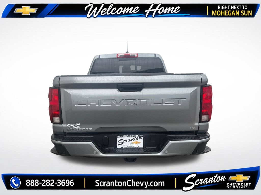 Used 2023 Chevrolet Colorado LT w/ LT Convenience Package II AWD/4WD image 4