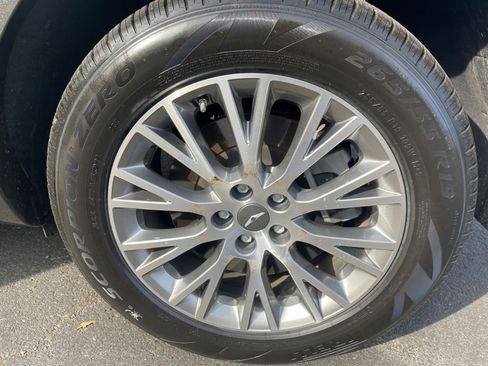 Used 2024 Genesis GV80 2.5T image 22