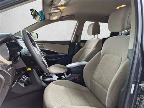 Used 2017 Hyundai Santa Fe Sport FWD image 14