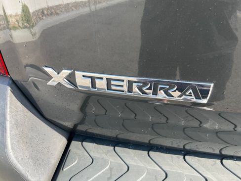Used 2011 Nissan Xterra PRO-4X AWD/4WD image 24