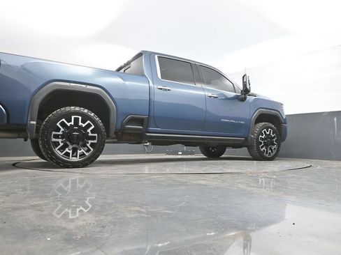 Used 2025 GMC Sierra 2500 Denali Ultimate AWD/4WD image 43