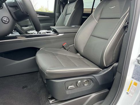 New 2026 Cadillac Escalade Sport w/ Touring Package image 22
