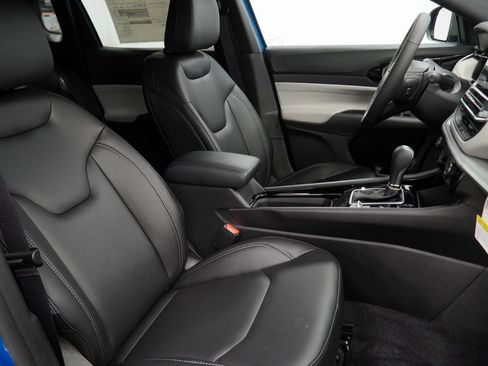 New 2026 Jeep Compass Limited image 33