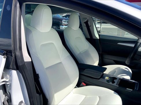 Used 2023 Tesla Model 3 Standard Range RWD image 13