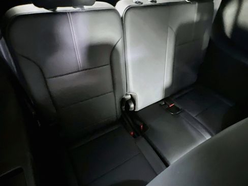 Used 2024 GMC Acadia Elevation w/ Black Edition image 27