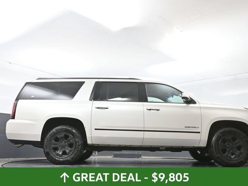 Used 2015 GMC Yukon XL Denali w/ Premium Package AWD/4WD image 53