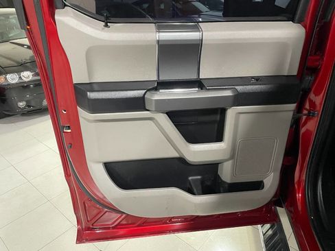 Used 2015 Ford F150 XLT w/ Equipment Group 302A Luxury image 21