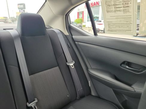 Used 2024 Nissan Sentra SV w/ Trunk Package FWD image 7