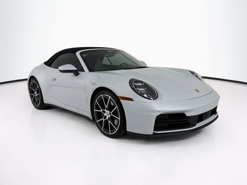 Certified 2026 Porsche 911 Carrera RWD image 9