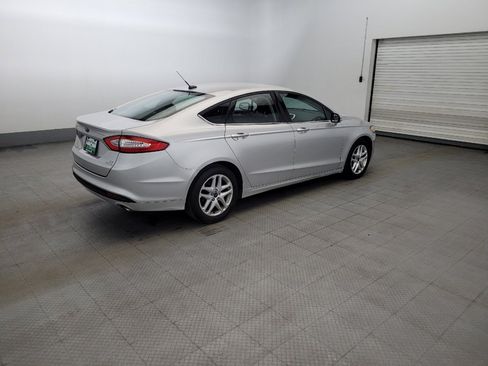 Used 2014 Ford Fusion SE FWD image 10