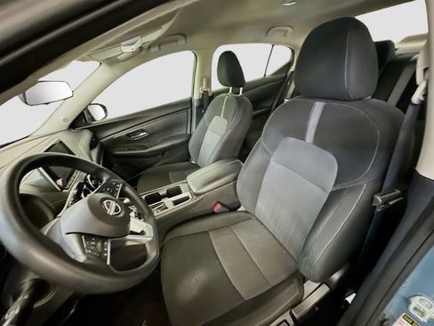 Used 2024 Nissan Sentra SV image 13