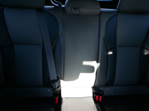 Used 2023 Subaru Crosstrek 2.5i Sport image 13