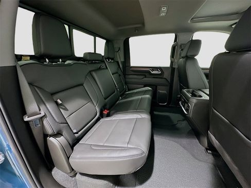 New 2025 GMC Sierra 2500 Denali w/ Denali Reserve Package image 29