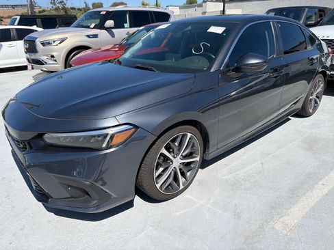 Used 2022 Honda Civic Touring image 1