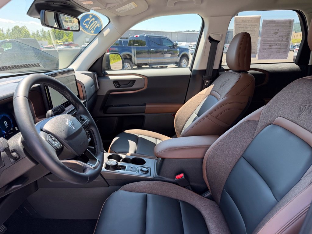 Certified 2025 Ford Bronco Sport Outer Banks w/ Outer Banks Tech Package+ AWD/4WD image 8