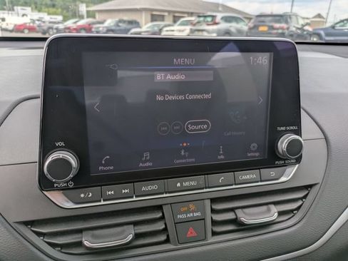 Used 2022 Nissan Altima 2.5 SV AWD/4WD image 12
