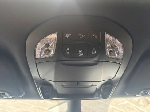 New 2027 Chrysler Pacifica Limited AWD/4WD image 46