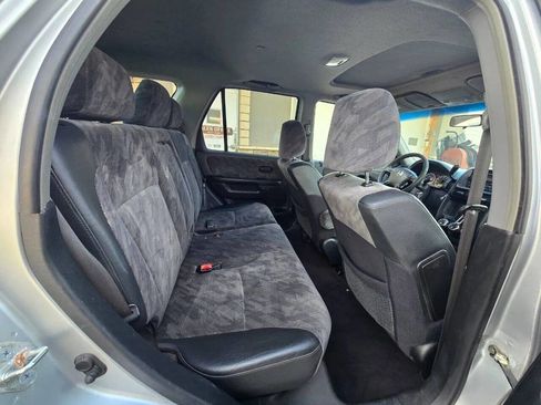 Used 2004 Honda CR-V EX image 12