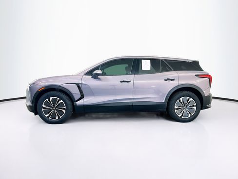 Used 2024 Chevrolet Blazer EV LT AWD/4WD image 4