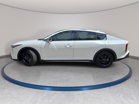 Used 2025 Kia K4 GT-Line Turbo FWD image 8