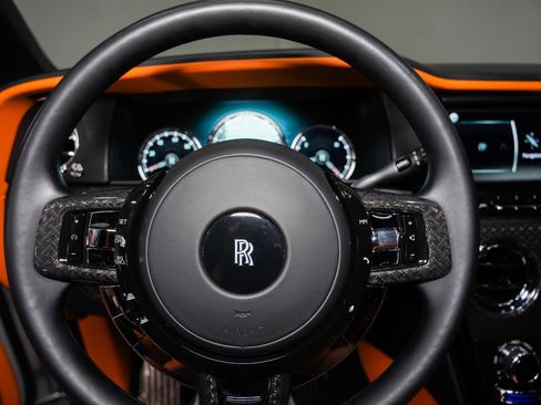 Used 2022 Rolls-Royce Cullinan Black Badge AWD/4WD image 64