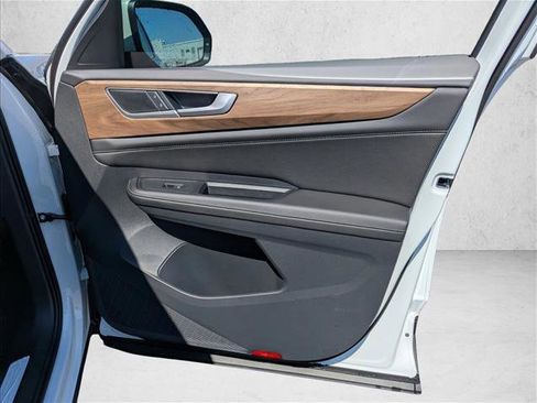 New 2026 Volkswagen Atlas SE FWD image 26