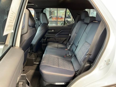 Certified 2026 Toyota 4Runner Platinum AWD/4WD image 21