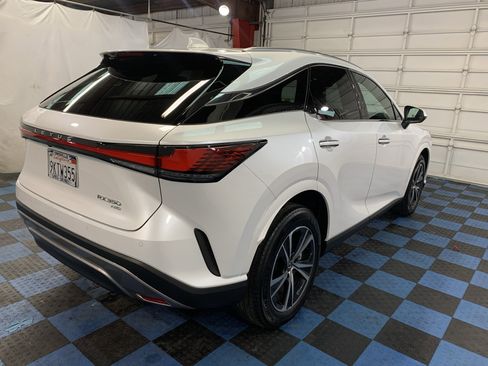 Used 2024 Lexus RX 350 Premium image 5