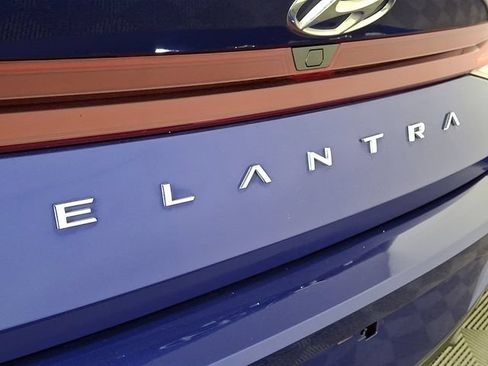 Used 2023 Hyundai Elantra SEL FWD image 31