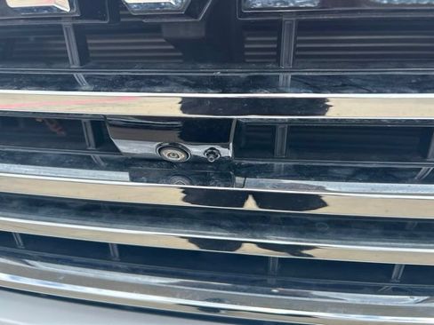 Used 2023 GMC Sierra 1500 SLE AWD/4WD image 3