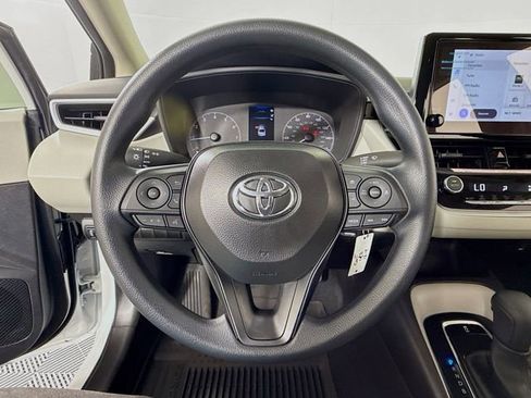 Certified 2025 Toyota Corolla LE image 11