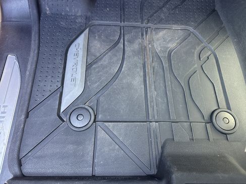 Used 2025 Chevrolet Silverado 1500 High Country image 17