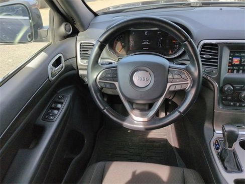 Certified 2021 Jeep Grand Cherokee Laredo image 15