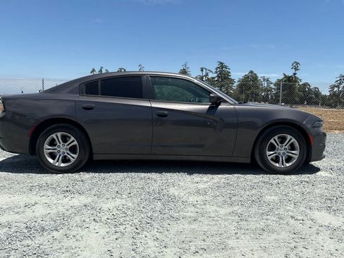Used 2015 Dodge Charger SE w/ Popular Equipment Group RWD image 9