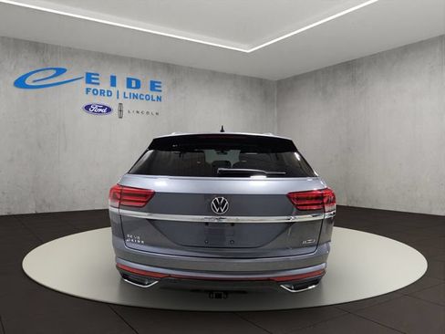 Used 2022 Volkswagen Atlas Cross Sport SE AWD/4WD image 9