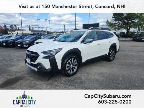 Used 2024 Subaru Outback Touring AWD/4WD image 4