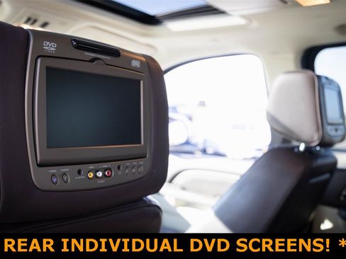 Used 2011 Cadillac Escalade ESV Platinum image 10