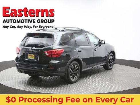 Used 2020 Nissan Pathfinder SL AWD/4WD image 45