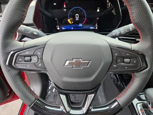 Used 2025 Chevrolet Trax RS w/ Driver Confidence Package image 18